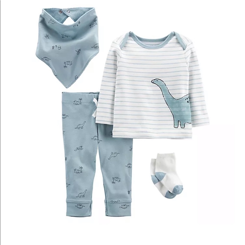 5 for $15. 💙 Baby Boy Carter’s 4 piece Set
